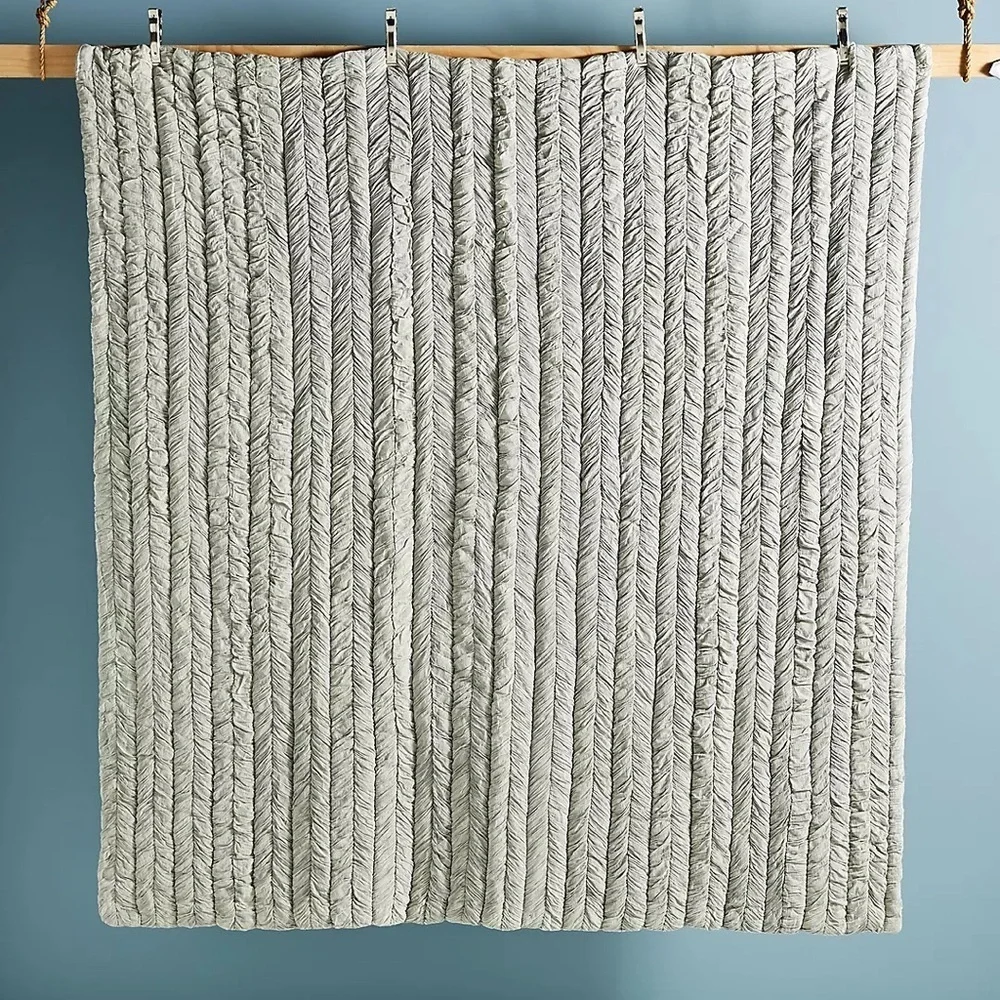 Anthropologie Ruched Voile Vienna Quilt Size Full NWT